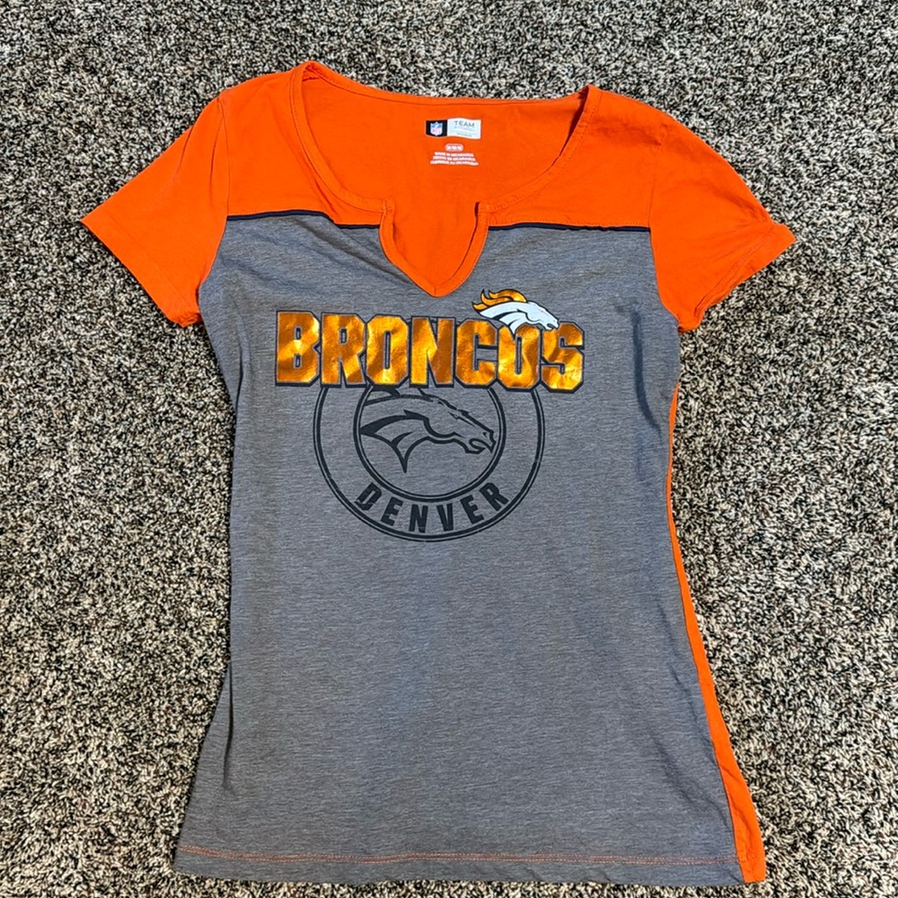 Women’s Denver Bronco t shirt